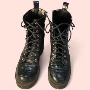 Black Crocodile-Embossed Men's Boots